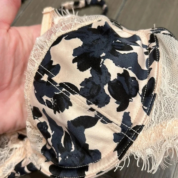 Intimately by Free People Bra - Picture 2 of 7